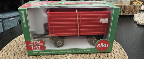 Siku four wheel side tipping - four,
