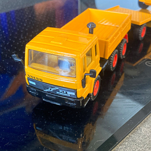 Siku volvo fl6 intercooler - siku,