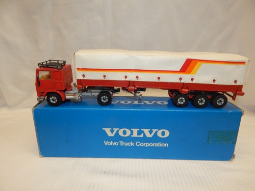 Siku volvo f10 with tri - siku,