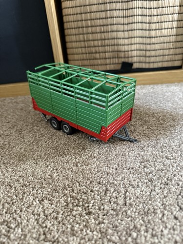 Siku livestock trailer - 1/32,